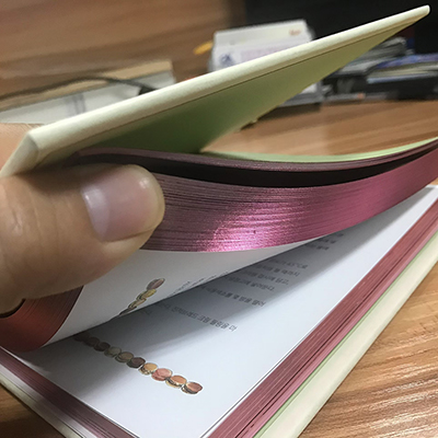 ماكينة تذهيب حواف الكتب XHLB390